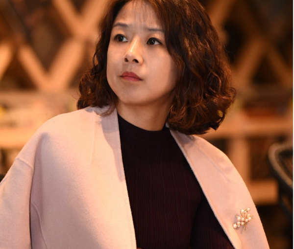 猎头专业带头人,总监 刘婷 (13572845741)